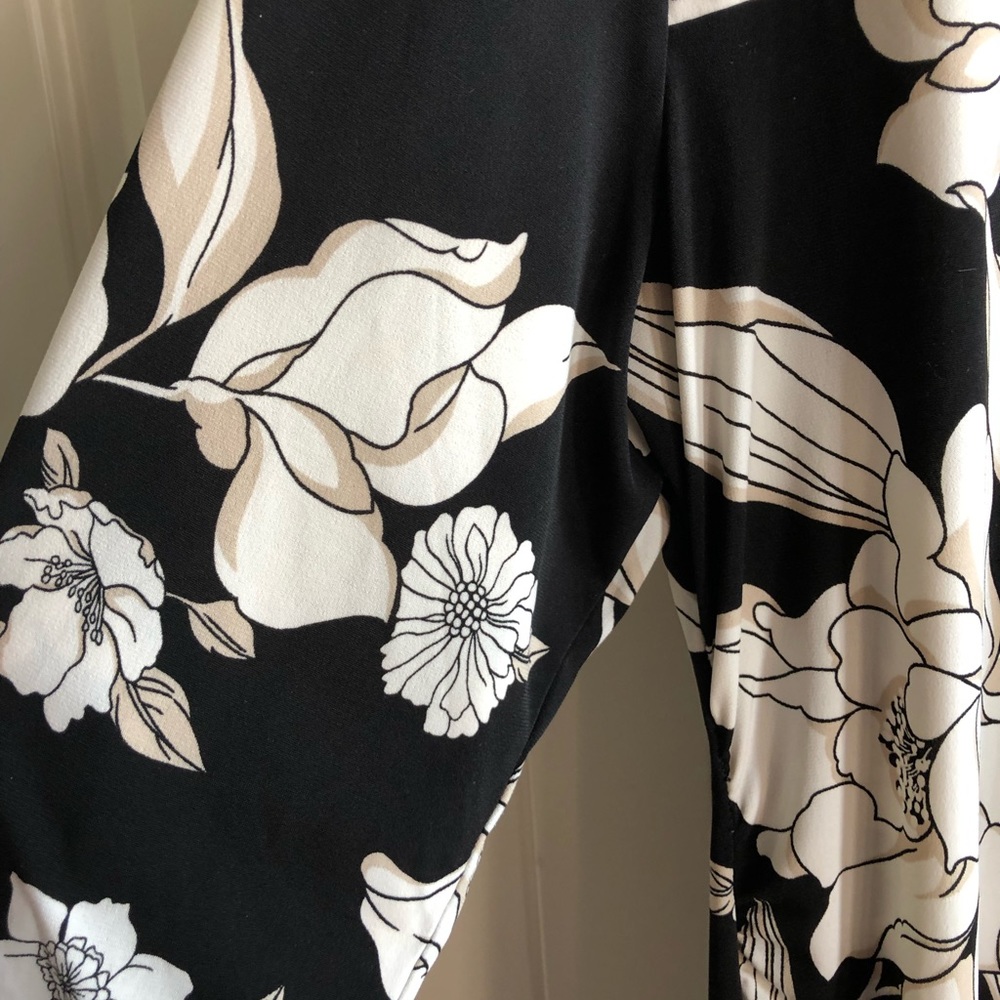 Tunic - Picture 5 of 5